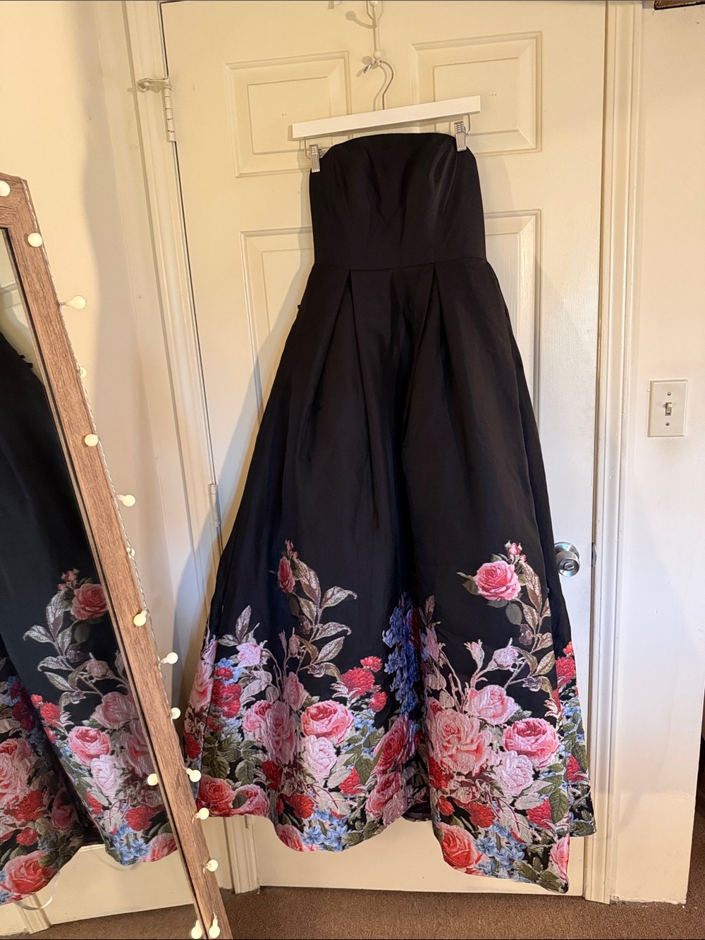 MAC DUGGAL Strapless Floral Brocade Maxi Dress - Picture 5 of 16